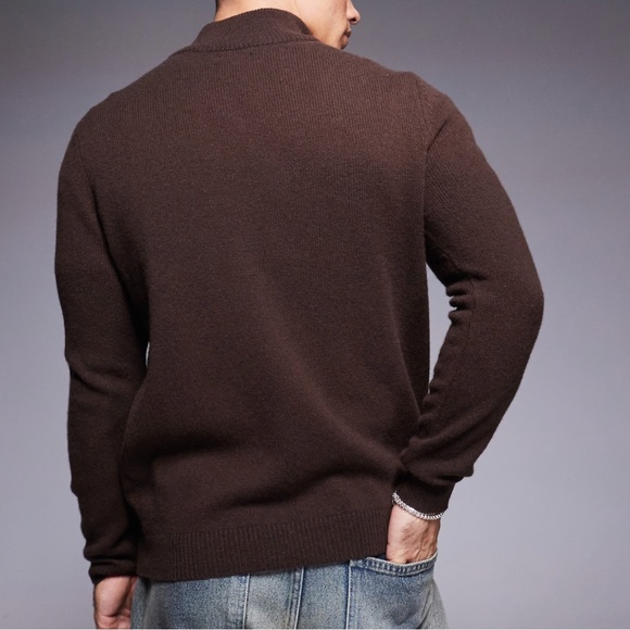 ASOS DESIGN lambswool quarter zip sweater in brown - Picture 3 of 6
